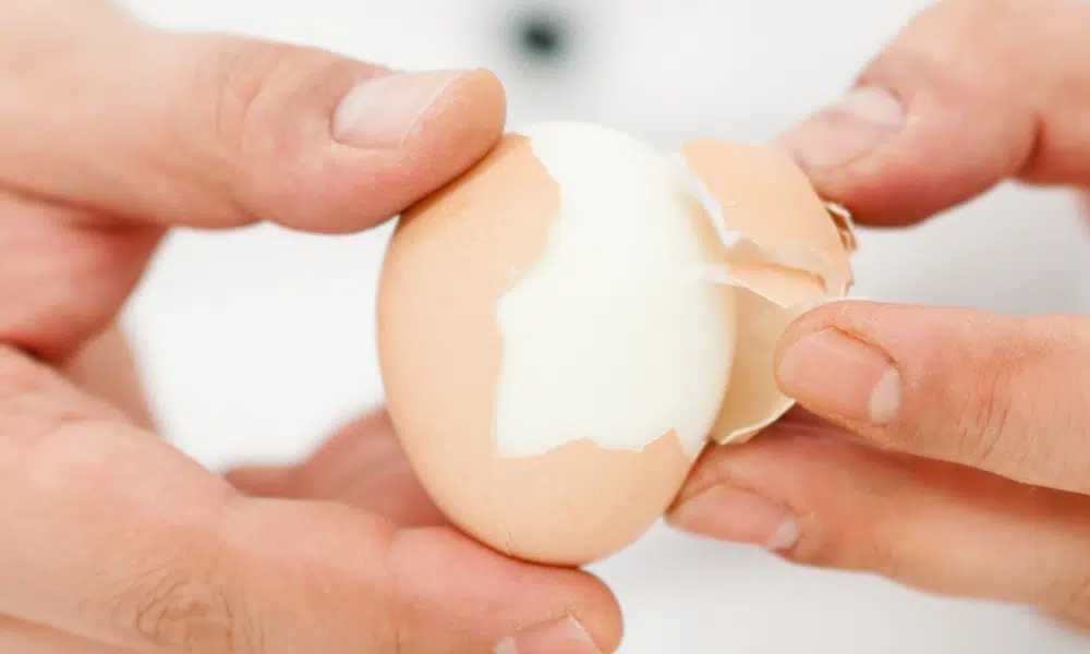 Peeling a Boiled Egg