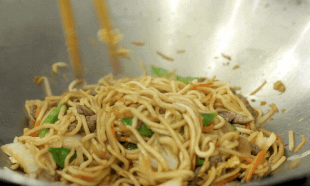 Reheating Noodles in a Wok